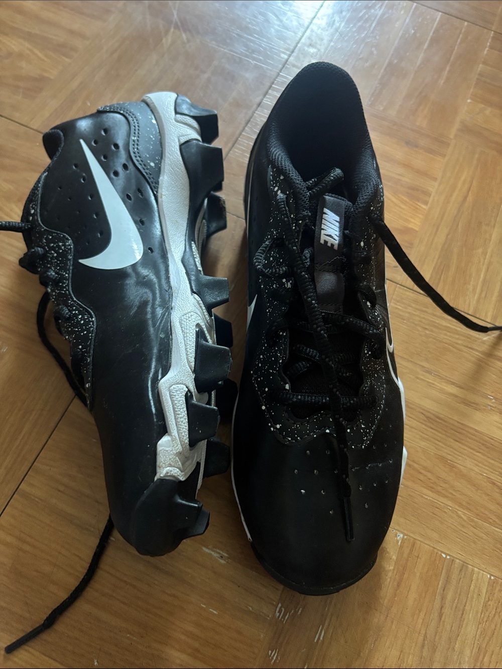 Nike Black and White Soccer Cleats with Speckled Details